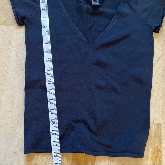 Ralph Lauren V-neck top - Picture 7 of 7